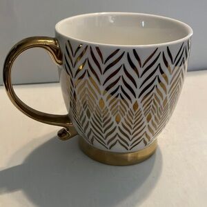 Gibson Gold and White‎ Elegant Large Mug